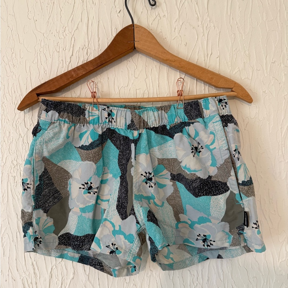 Patagonia Baggies Blue and Gray Floral Women's Athletic Shorts